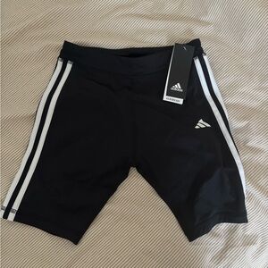 Sports shorts for sports Adidas NEW!
